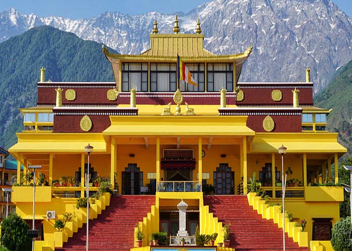 Best Taxi Service in Dharamshala