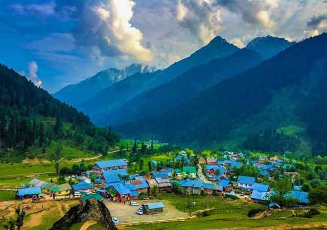  Katra to Pahalgham Taxi Booking