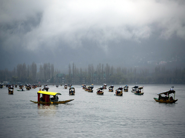 Taxi From Jammu to Kashmir